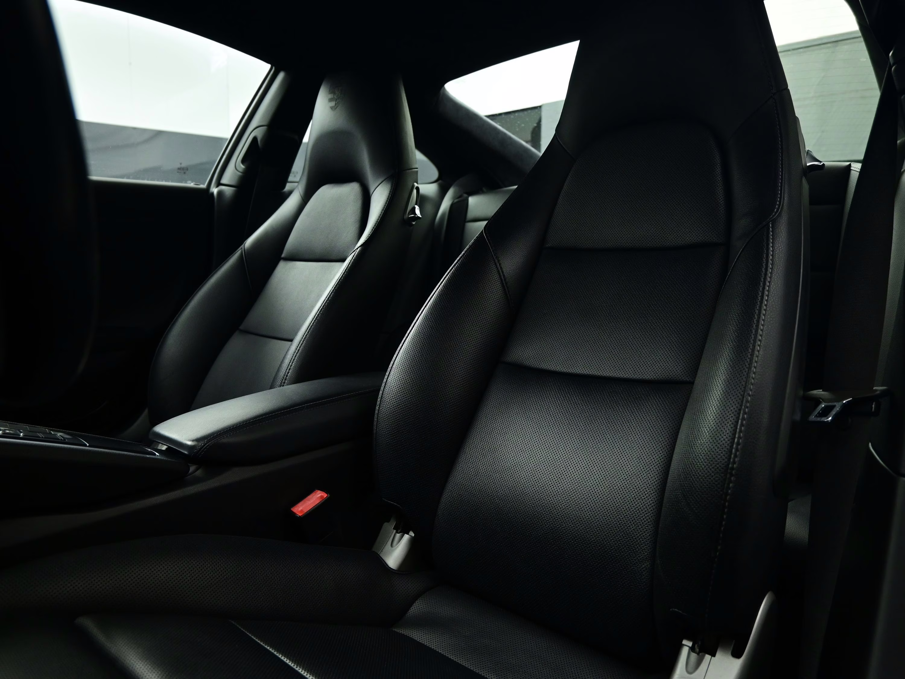 2017 Silver Porsche 911 Carrera Coupe