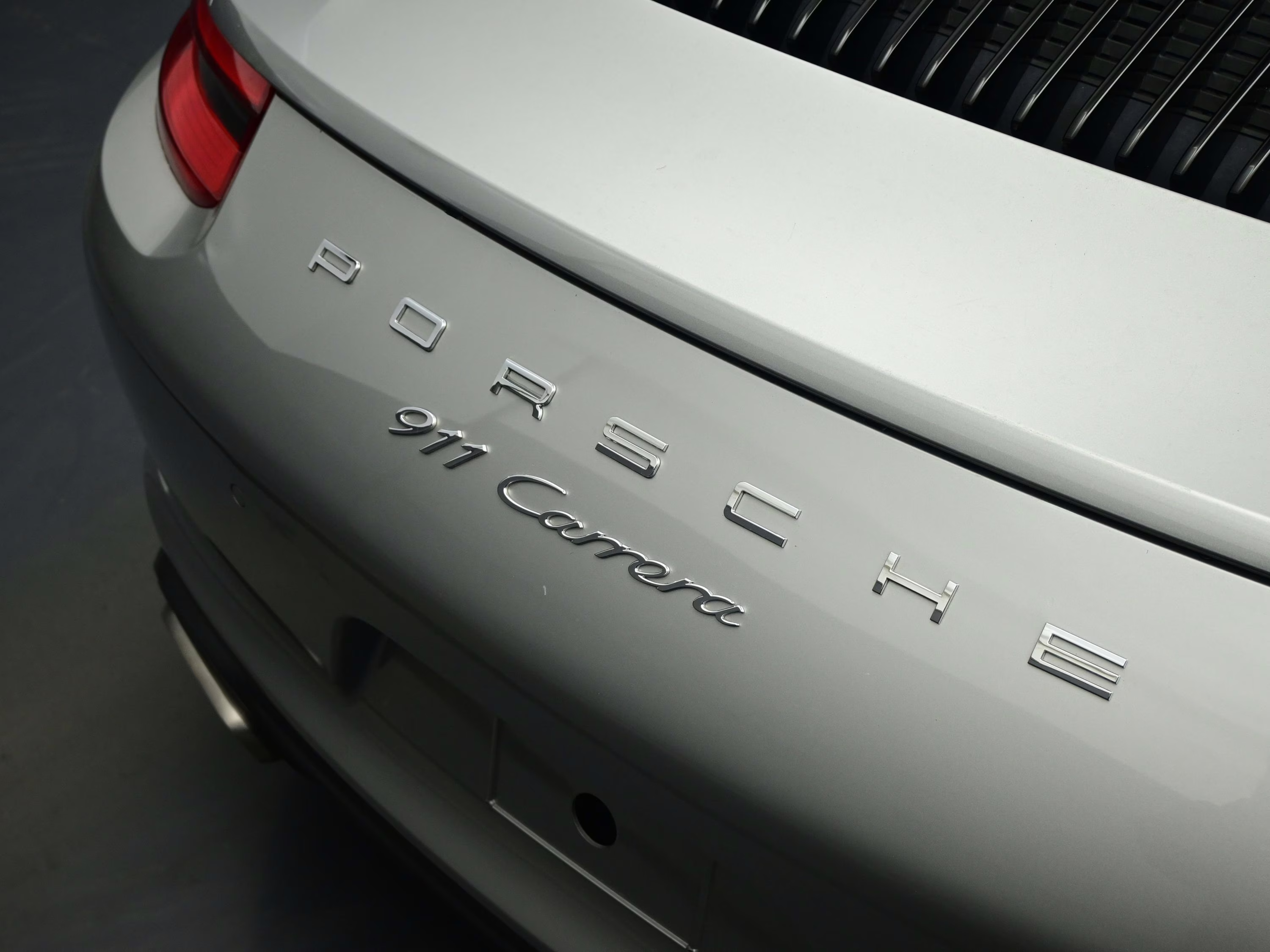 2017 Silver Porsche 911 Carrera Coupe