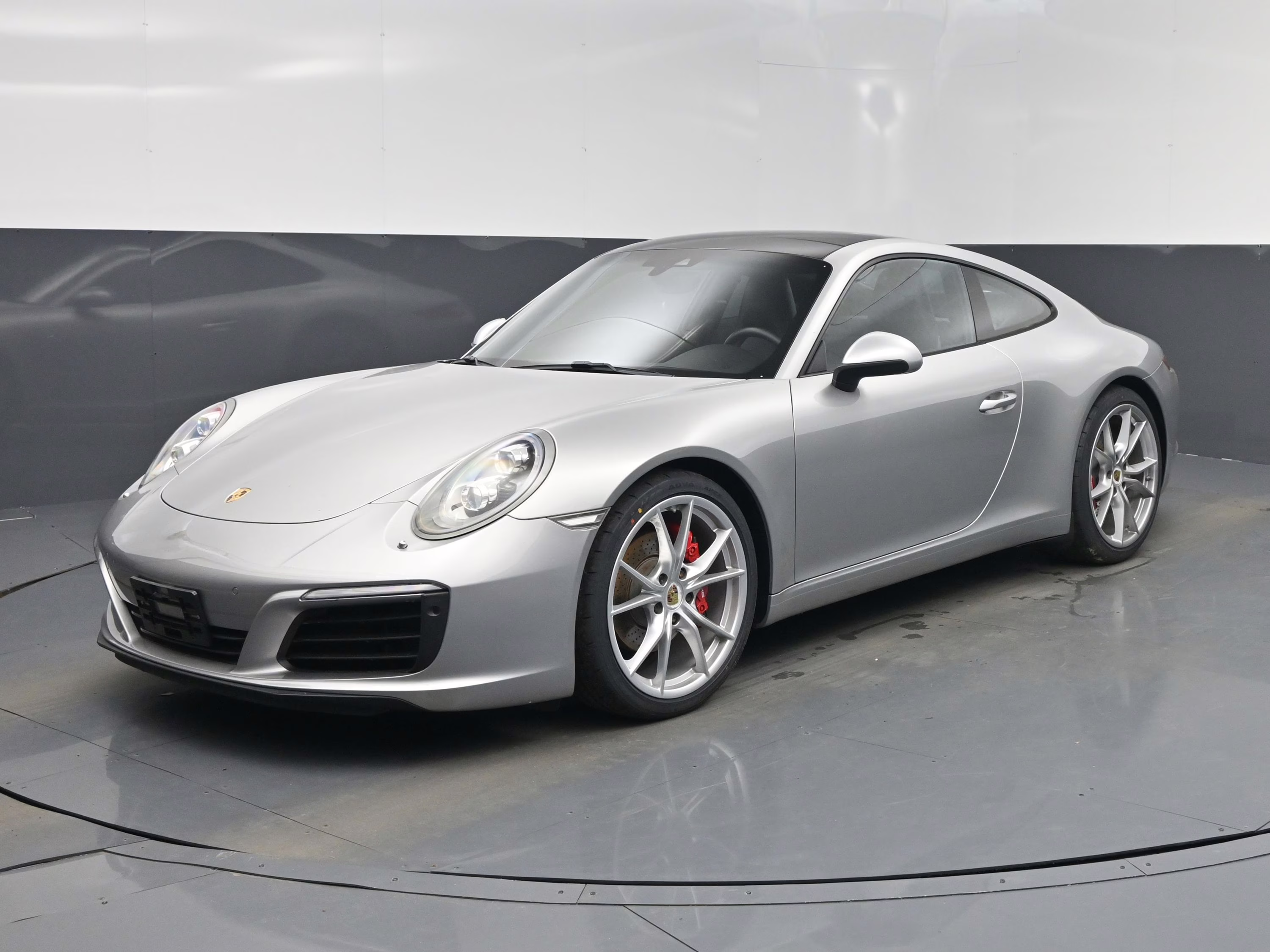 2017 Silver Porsche 911 Carrera Coupe