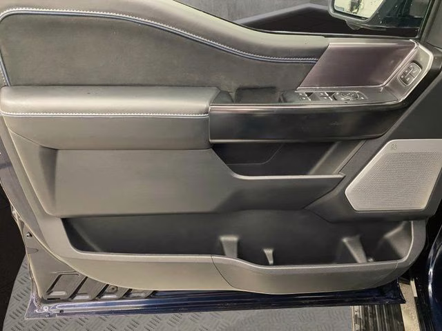 2024 Atlas Blue Metallic Ford F-150 Platinum 4X4 Truck