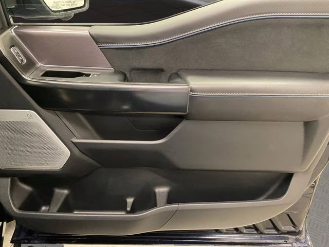 2024 Atlas Blue Metallic Ford F-150 Platinum 4X4 Truck