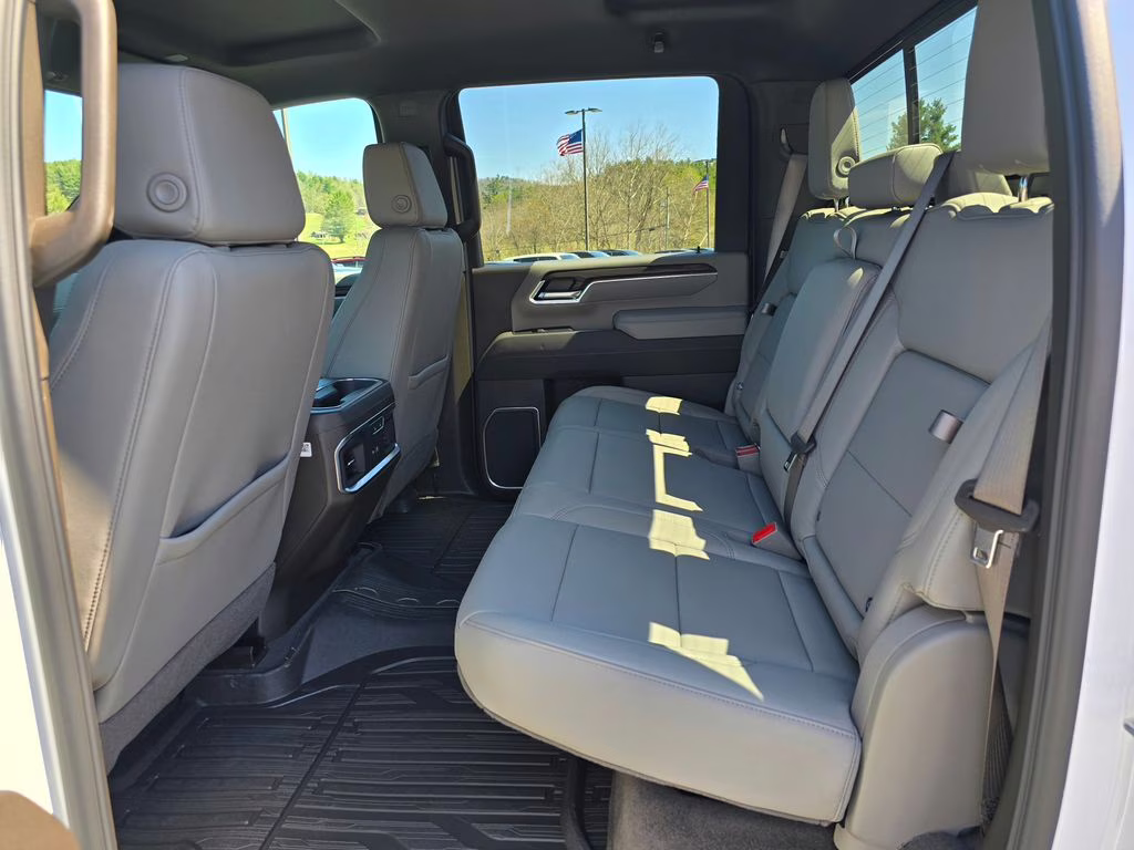 2026 Summit White GMC Sierra 3500HD SLT 4X4 Truck