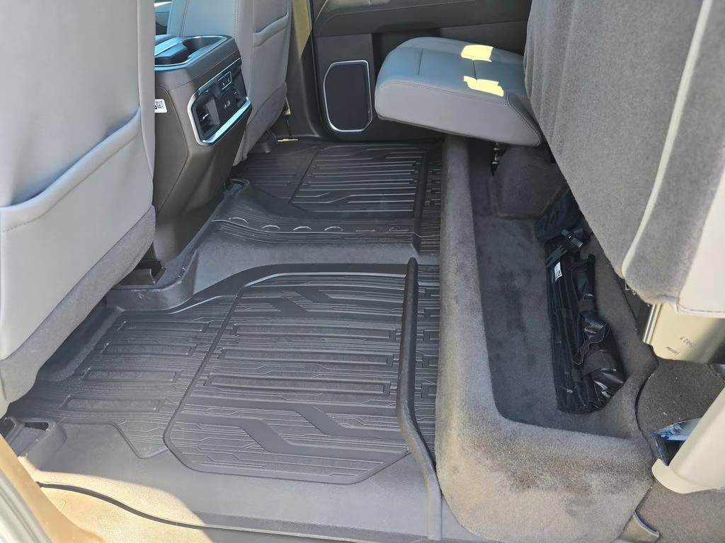 2026 Summit White GMC Sierra 3500HD SLT 4X4 Truck