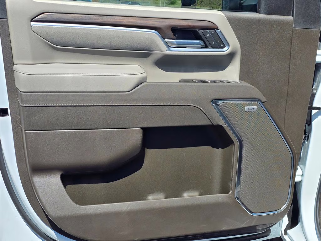 2026 Summit White GMC Sierra 3500HD SLT 4X4 Truck