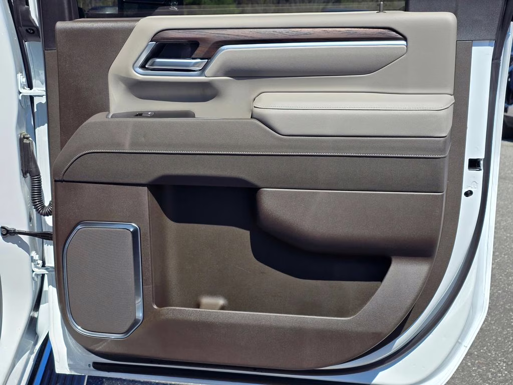 2026 Summit White GMC Sierra 3500HD SLT 4X4 Truck