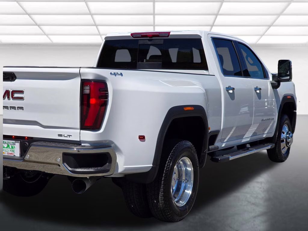 2026 Summit White GMC Sierra 3500HD SLT 4X4 Truck