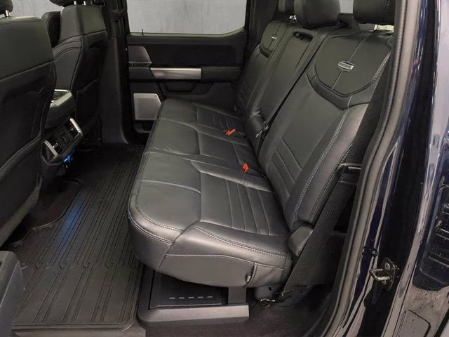 2024 Atlas Blue Metallic Ford F-150 Platinum 4X4 Truck