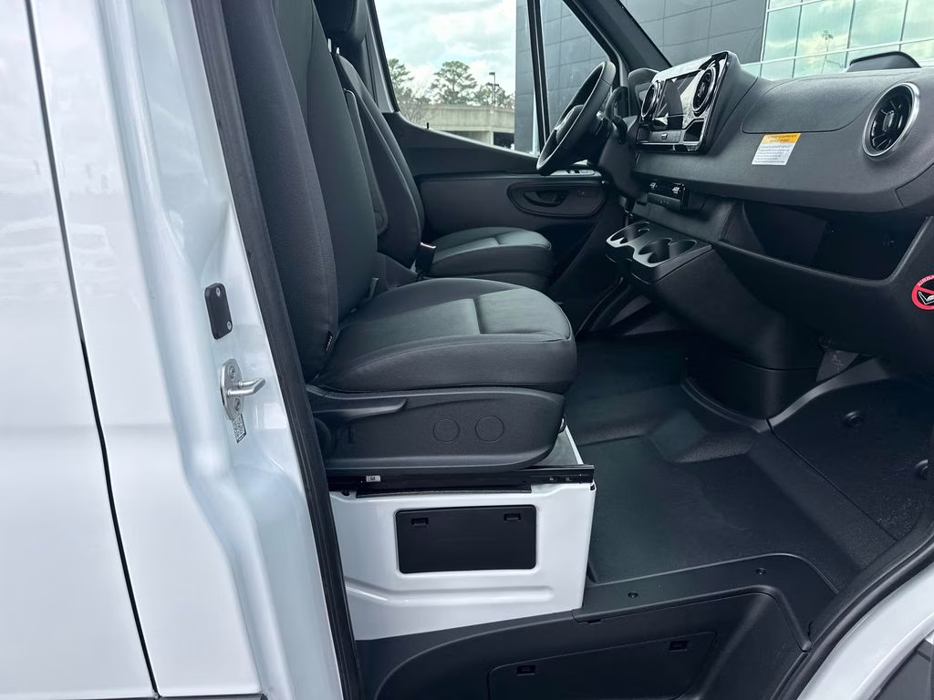 2026 Arctic Mercedes-Benz Sprinter 2500 Cargo 170 WB RWD Van