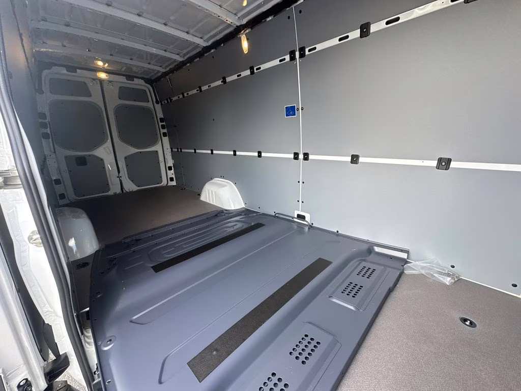 2026 Arctic Mercedes-Benz Sprinter 2500 Cargo 170 WB RWD Van
