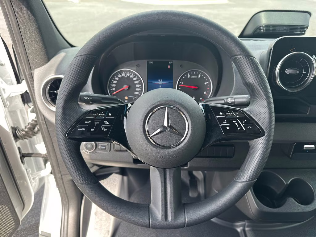 2026 Arctic Mercedes-Benz Sprinter 2500 Cargo 170 WB RWD Van