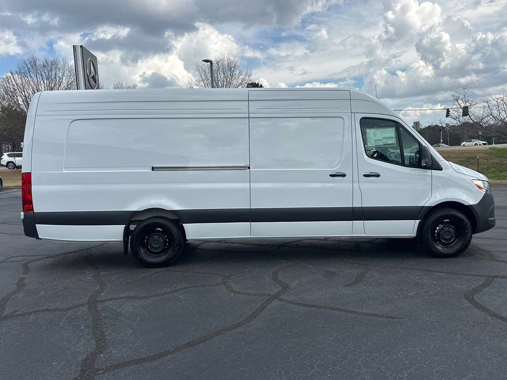 2026 Arctic Mercedes-Benz Sprinter 2500 Cargo 170 WB RWD Van