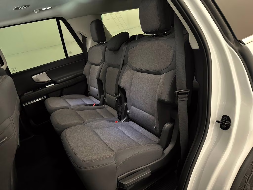 2025 Oxford White Ford Expedition Active RWD SUV