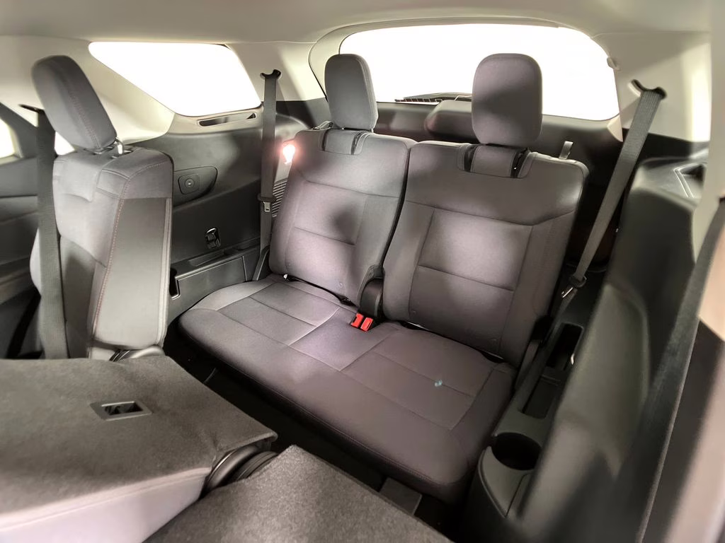 2026 Agate Black Metallic Ford Explorer Active RWD SUV