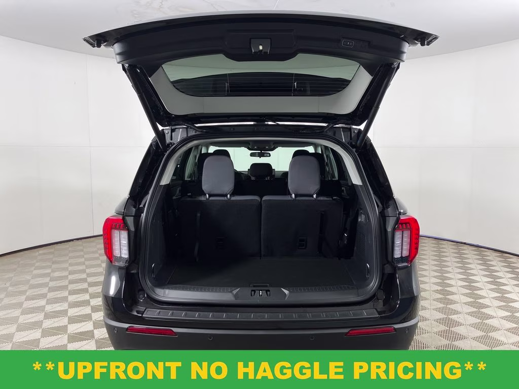 2026 Agate Black Metallic Ford Explorer Active RWD SUV
