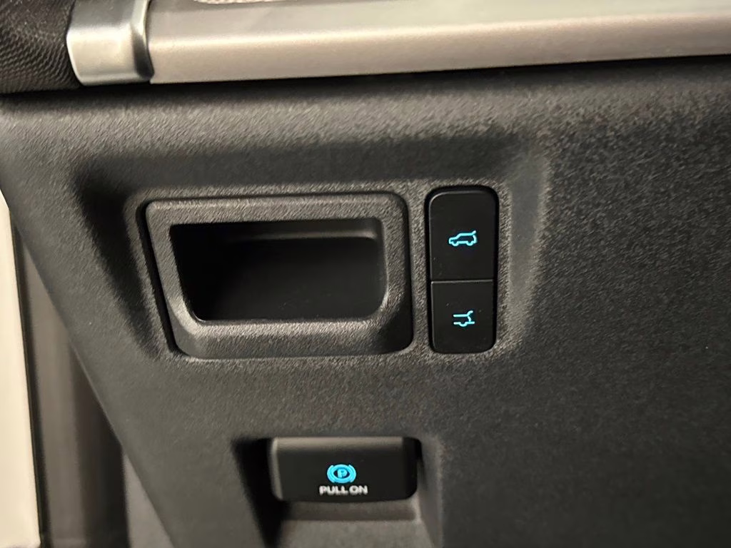 2025 Oxford White Ford Expedition Active RWD SUV