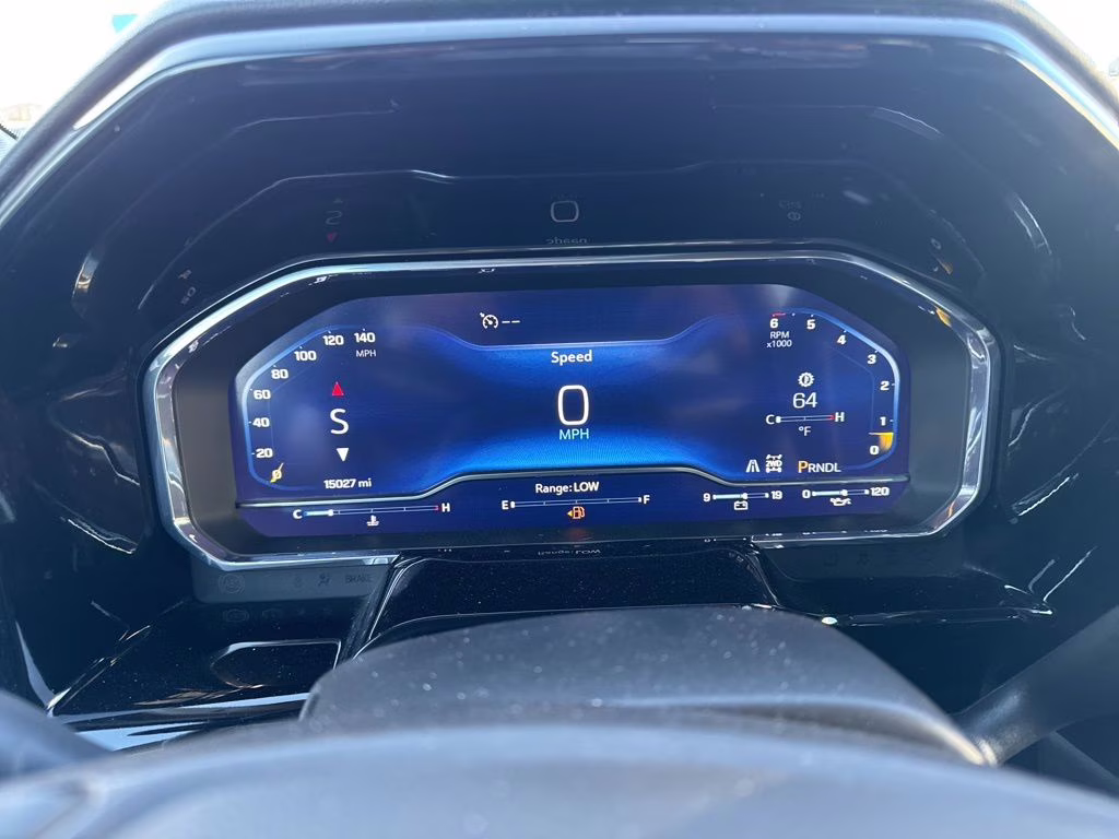 2025 Summit White Chevrolet Silverado 1500 LT 4X4 Truck