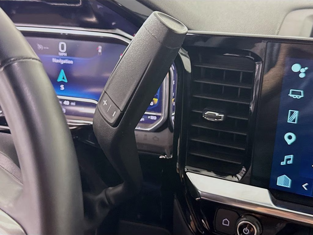 2025 Summit White Chevrolet Silverado 1500 LT 4X4 Truck