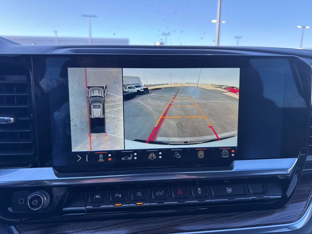 2025 Summit White Chevrolet Silverado 1500 LT 4X4 Truck