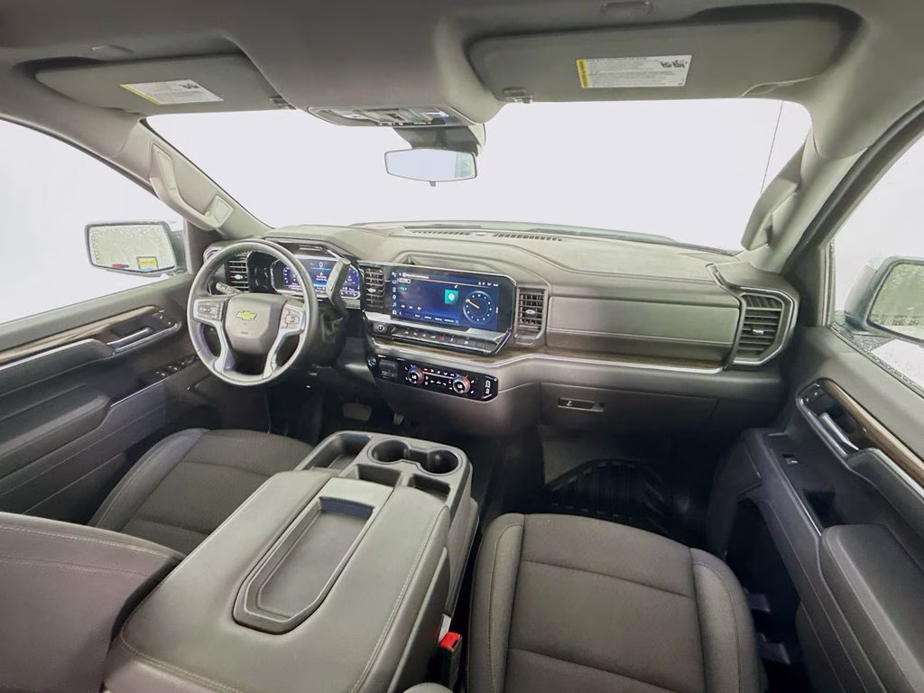 2025 Summit White Chevrolet Silverado 1500 LT 4X4 Truck