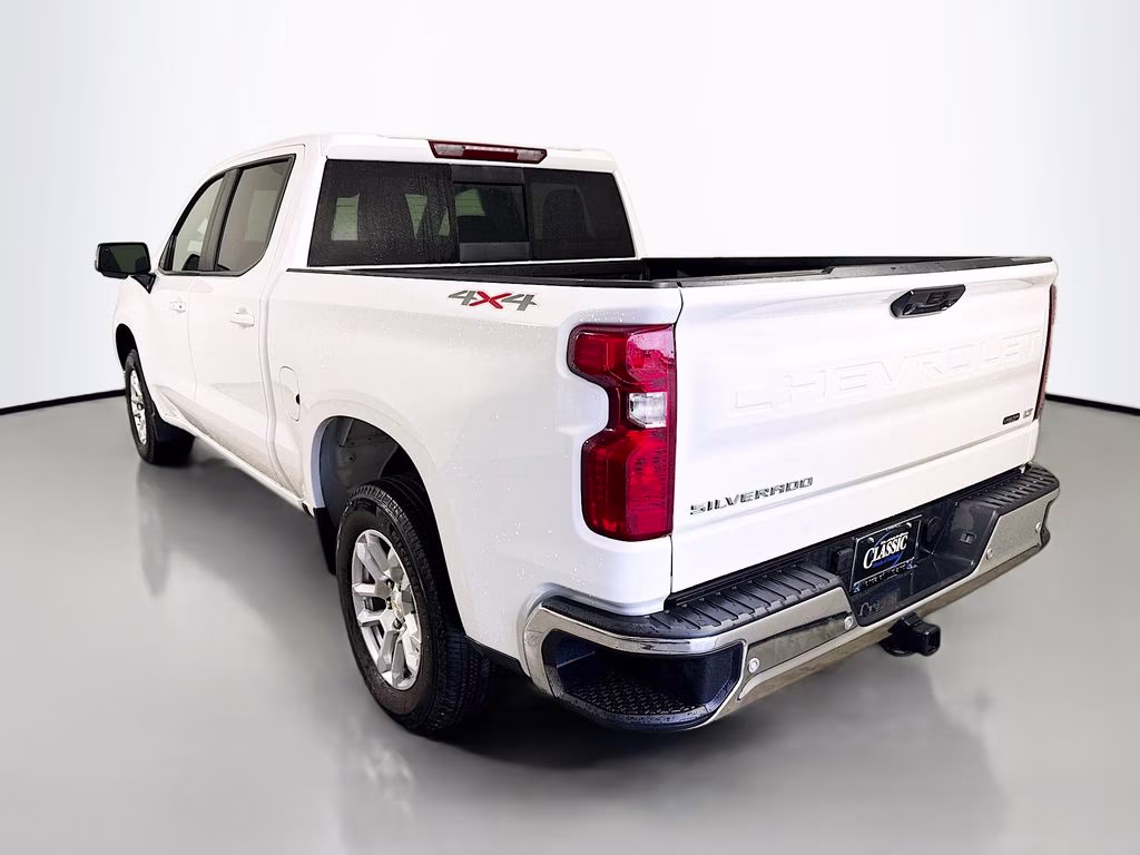 2025 Summit White Chevrolet Silverado 1500 LT 4X4 Truck