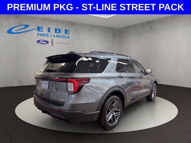 2026 Carbonized Gray Metallic Ford Explorer ST-Line 4X4 SUV