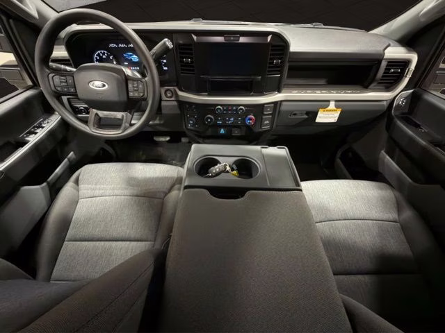 2026 Oxford White Ford Super Duty F-250 SRW XL 4X4 Truck