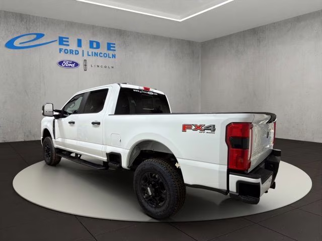 2026 Oxford White Ford Super Duty F-250 SRW XL 4X4 Truck