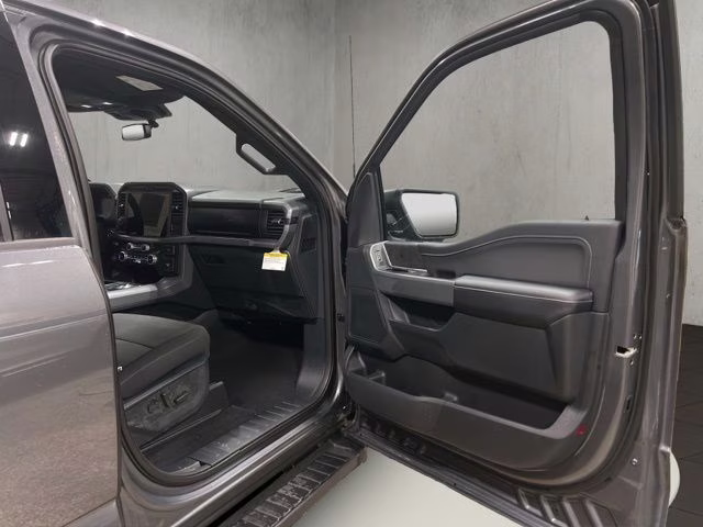 2026 Carbonized Gray Metallic Ford F-150 XLT Black Appearance 4X4 Truck