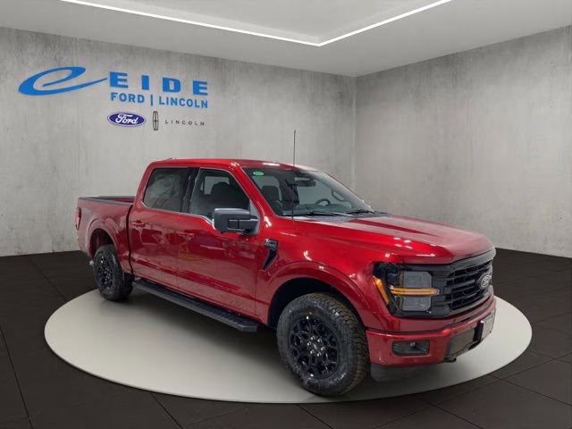 2026 Ruby Red Met Tinted CC Ford F-150 XLT Black Appearance 4X4 Truck