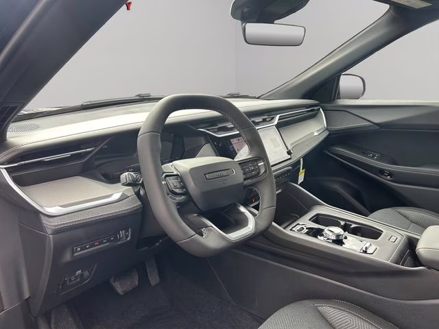 2026 Diamond Black Crystal Pearlcoat Jeep Cherokee Laredo 4X4 SUV