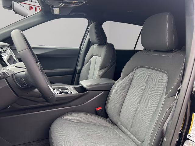 2026 Diamond Black Crystal Pearlcoat Jeep Cherokee Laredo 4X4 SUV