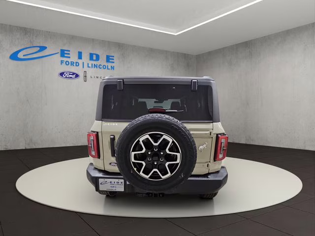 2026 Desert Sand Ford Bronco Outer Banks 4X4 SUV