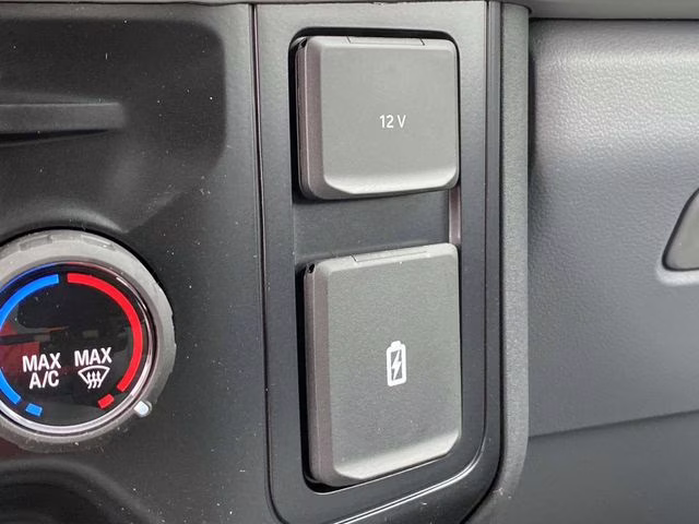 2026 Oxford White Ford Super Duty F-250 SRW XL RWD Truck