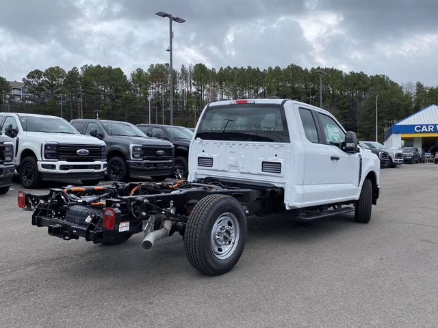 2026 Oxford White Ford Super Duty F-250 SRW XL RWD Truck
