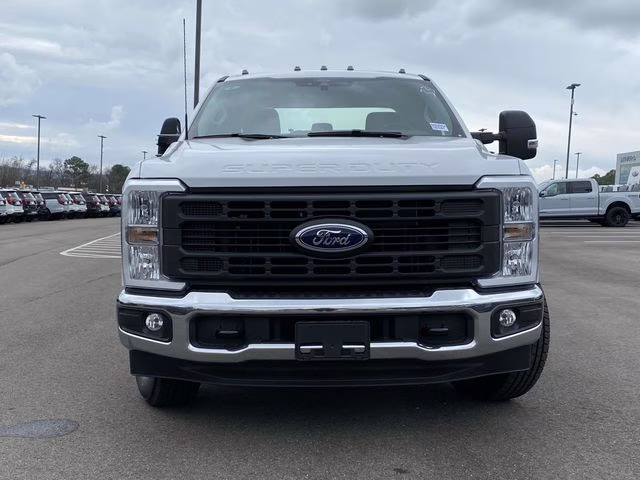 2026 Oxford White Ford Super Duty F-250 SRW XL RWD Truck