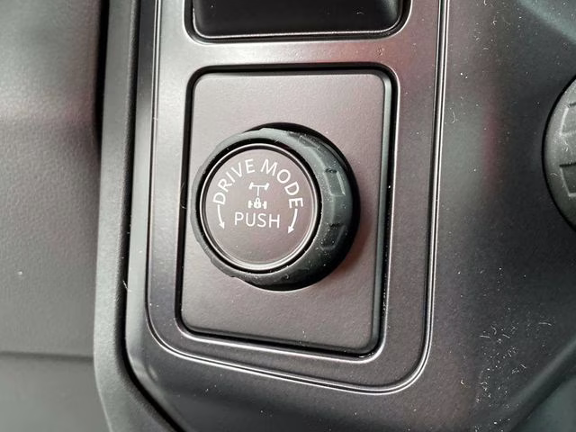 2026 Oxford White Ford Super Duty F-250 SRW XL RWD Truck