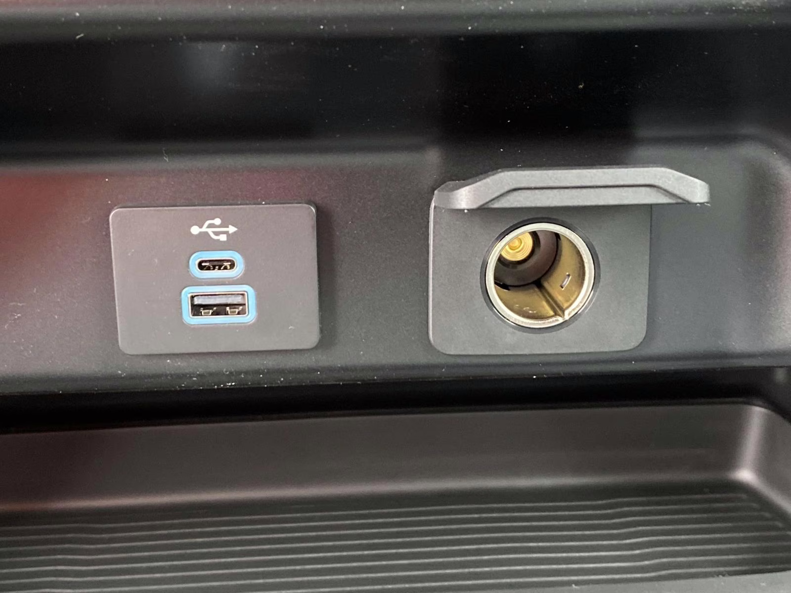 2026 Oxford White Ford Super Duty F-250 SRW XL RWD Truck