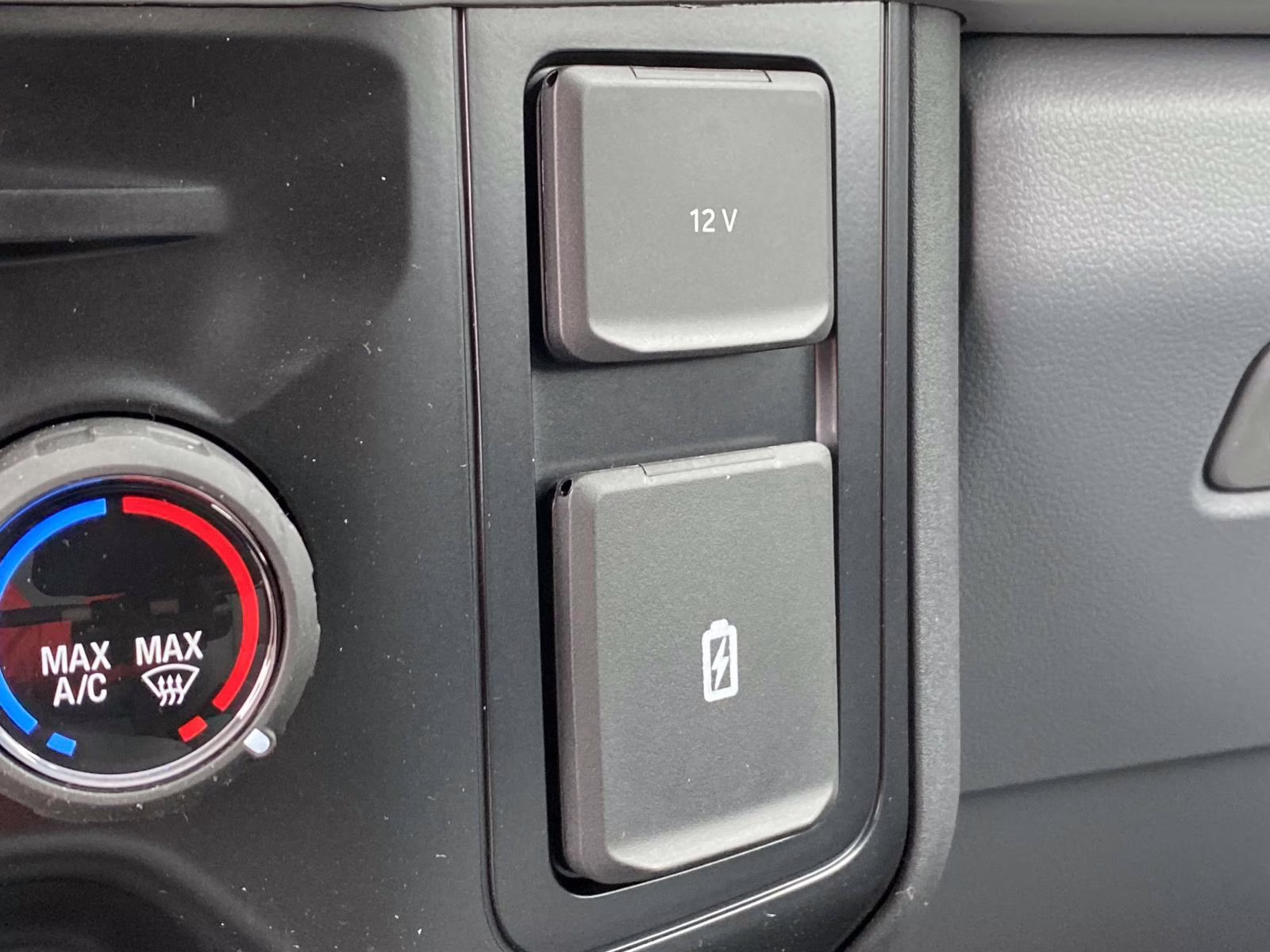 2026 Oxford White Ford Super Duty F-250 SRW XL RWD Truck