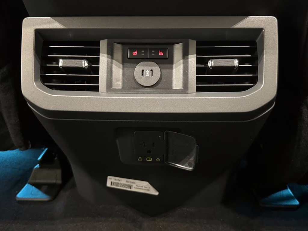 2026 Avalanche Ford Super Duty F-350 SRW Lariat 4X4 Truck