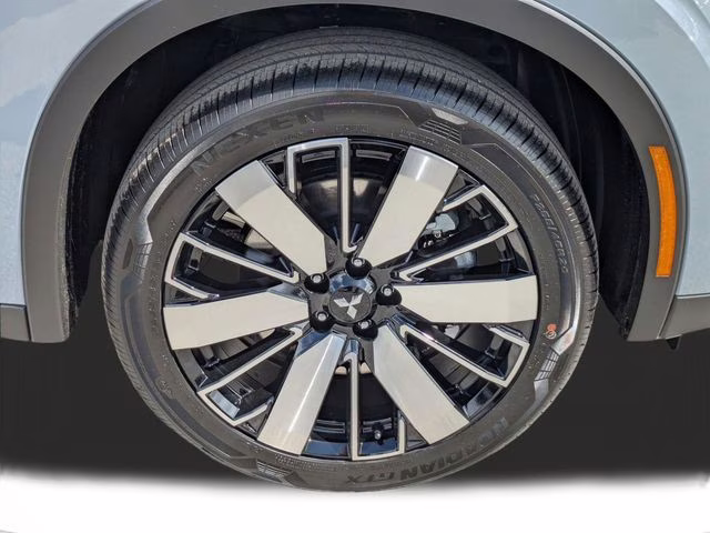 2026 Moonstone Gray Metallic Mitsubishi Outlander SE FWD SUV