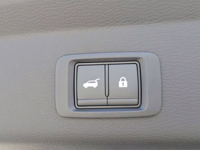 2026 Moonstone Gray Metallic Mitsubishi Outlander SE FWD SUV