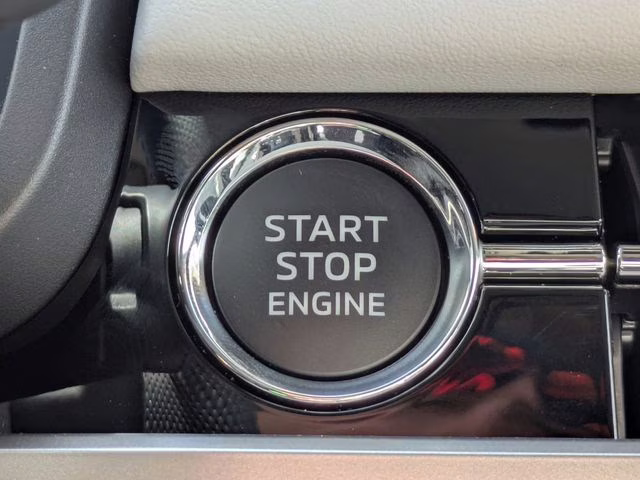 2026 Moonstone Gray Metallic Mitsubishi Outlander SE FWD SUV