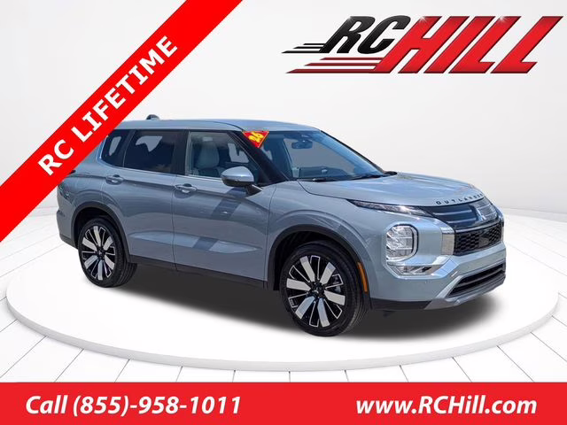 2026 Moonstone Gray Metallic Mitsubishi Outlander SE FWD SUV