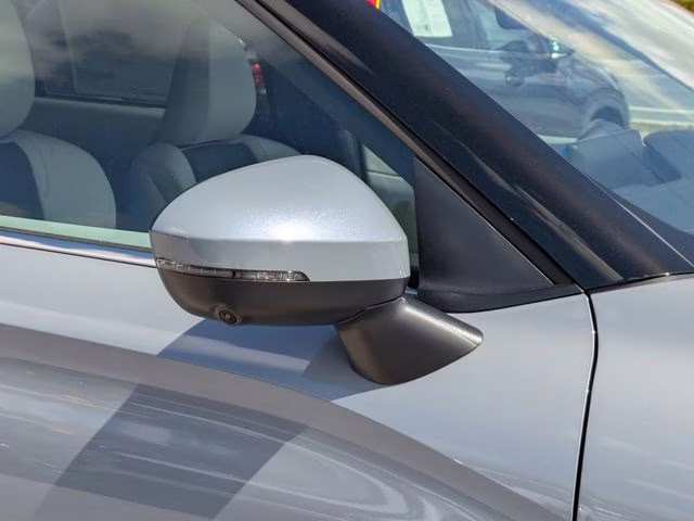 2026 Moonstone Gray Metallic Mitsubishi Outlander SE FWD SUV