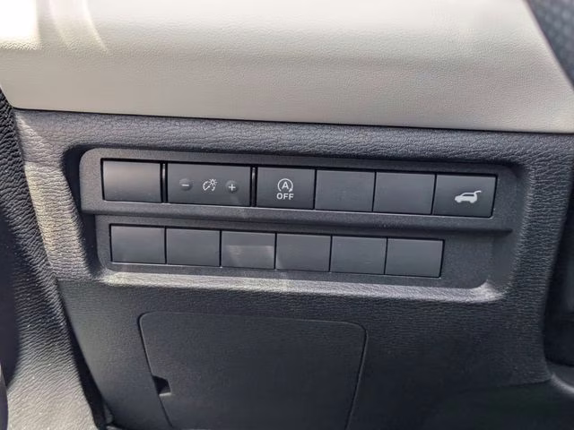 2026 Moonstone Gray Metallic Mitsubishi Outlander SE FWD SUV