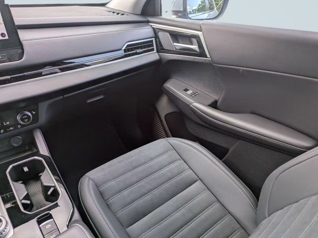 2026 Moonstone Gray Metallic Mitsubishi Outlander SE FWD SUV