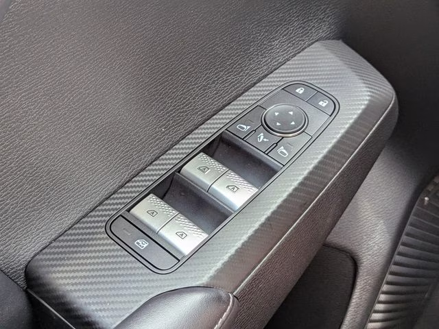 2026 Moonstone Gray Metallic Mitsubishi Outlander SE FWD SUV