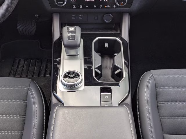 2026 Moonstone Gray Metallic Mitsubishi Outlander SE FWD SUV