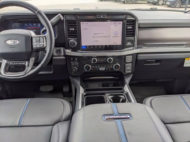 2026 Avalanche Ford Super Duty F-250 SRW Platinum 4X4 Truck