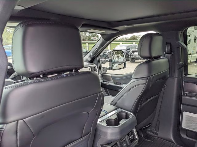 2026 Avalanche Ford Super Duty F-250 SRW Platinum 4X4 Truck